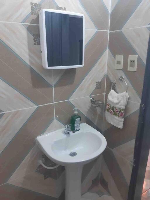 Monoambiente Semi Independiente En Asu-Py أسونسيون المظهر الخارجي الصورة